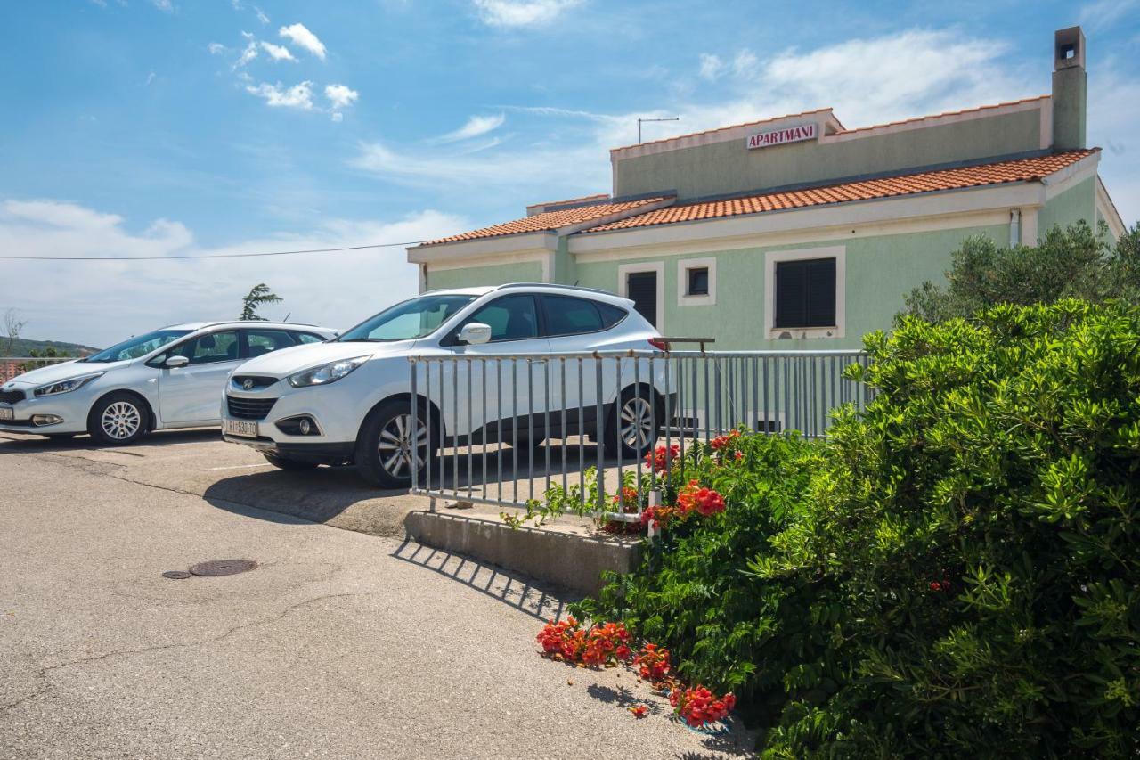Villa Diana Punat Exterior photo